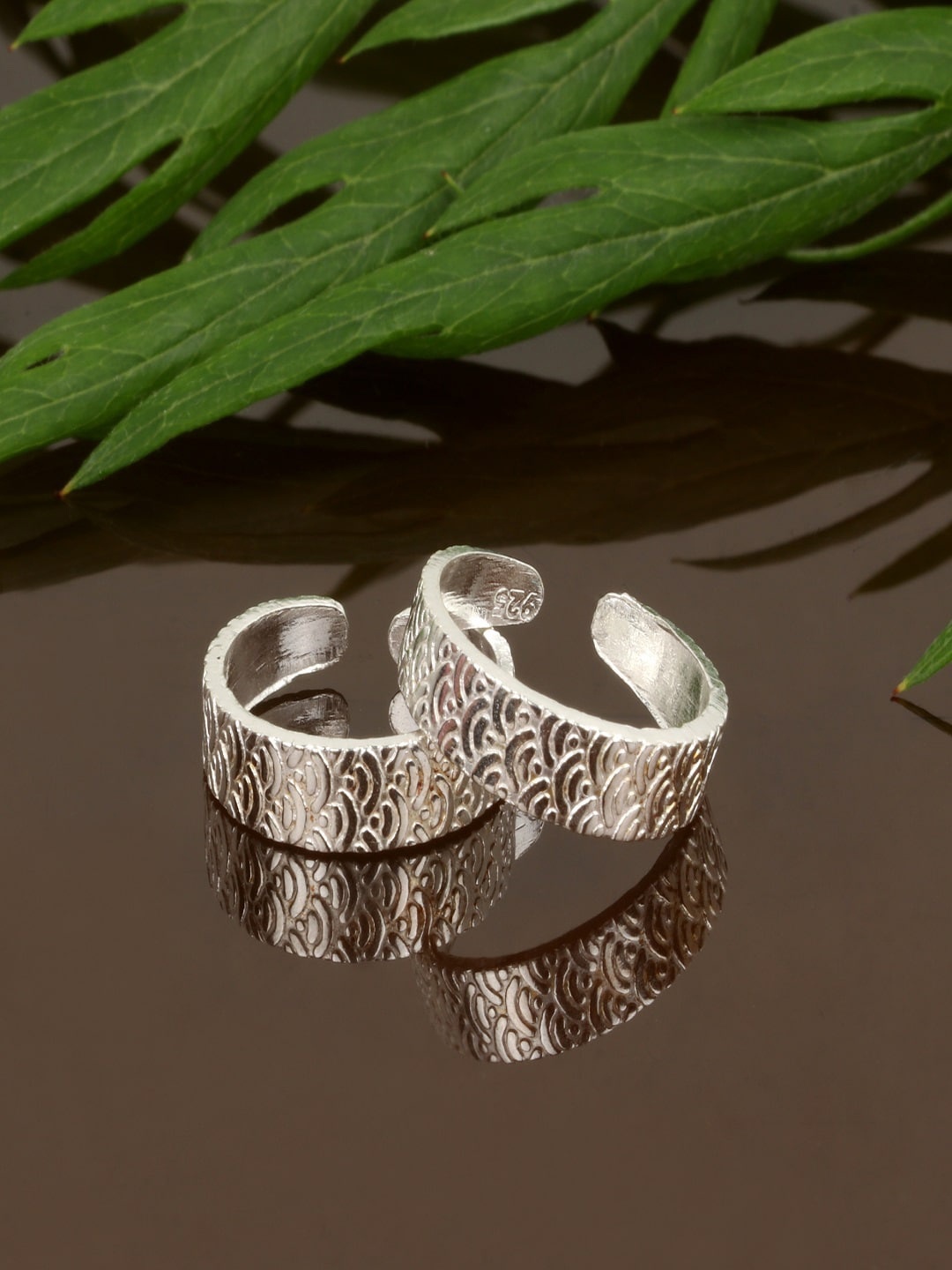 

Silver Chest 925 Sterling Silver Toe Rings