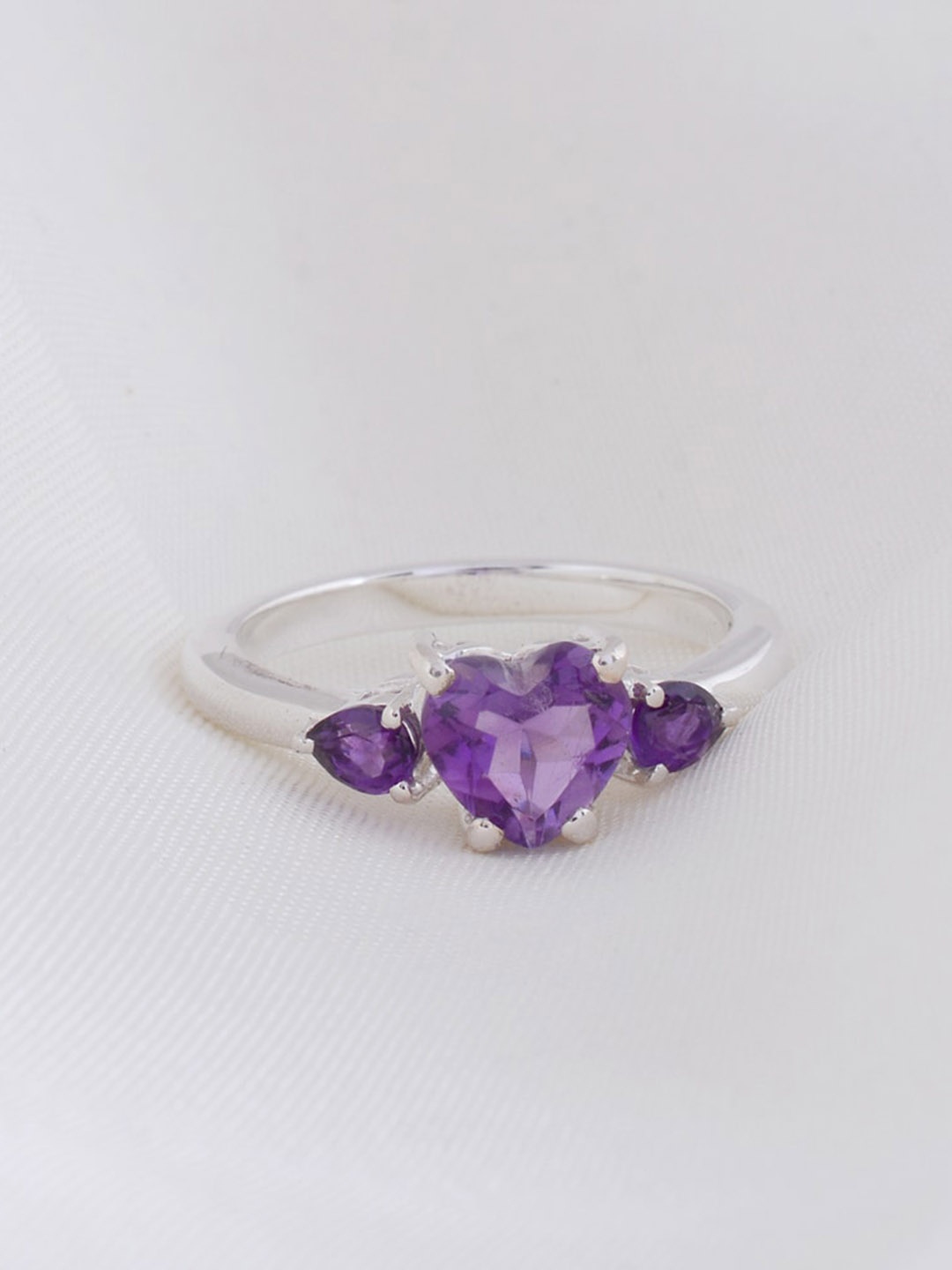 

HIFLYER JEWELS 925 Sterling Silver Amethyst Stone Studded Ring, Purple