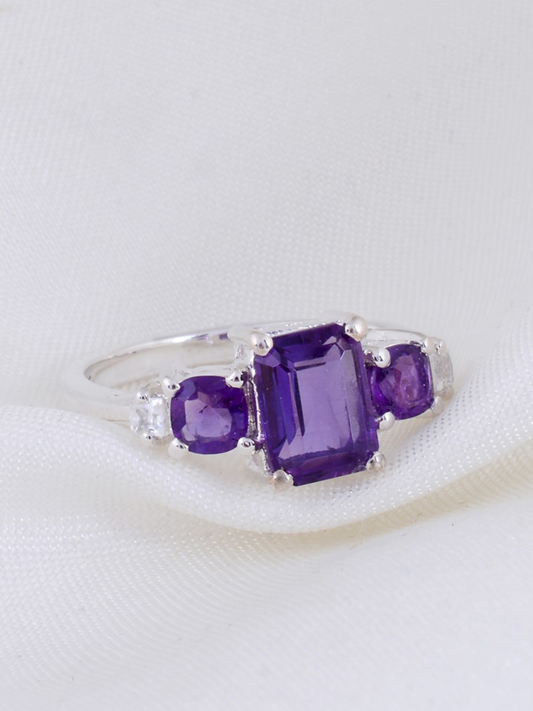 

HIFLYER JEWELS 925 Sterling Silver Stone Studded Finger Ring