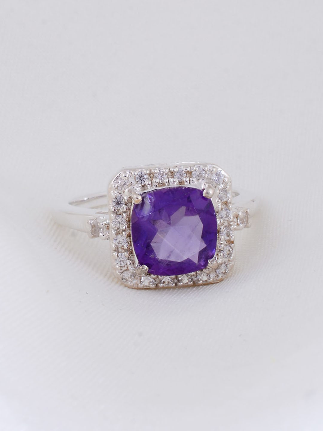 

HIFLYER JEWELS 925 Sterling Silver Stone Studded Finger Ring
