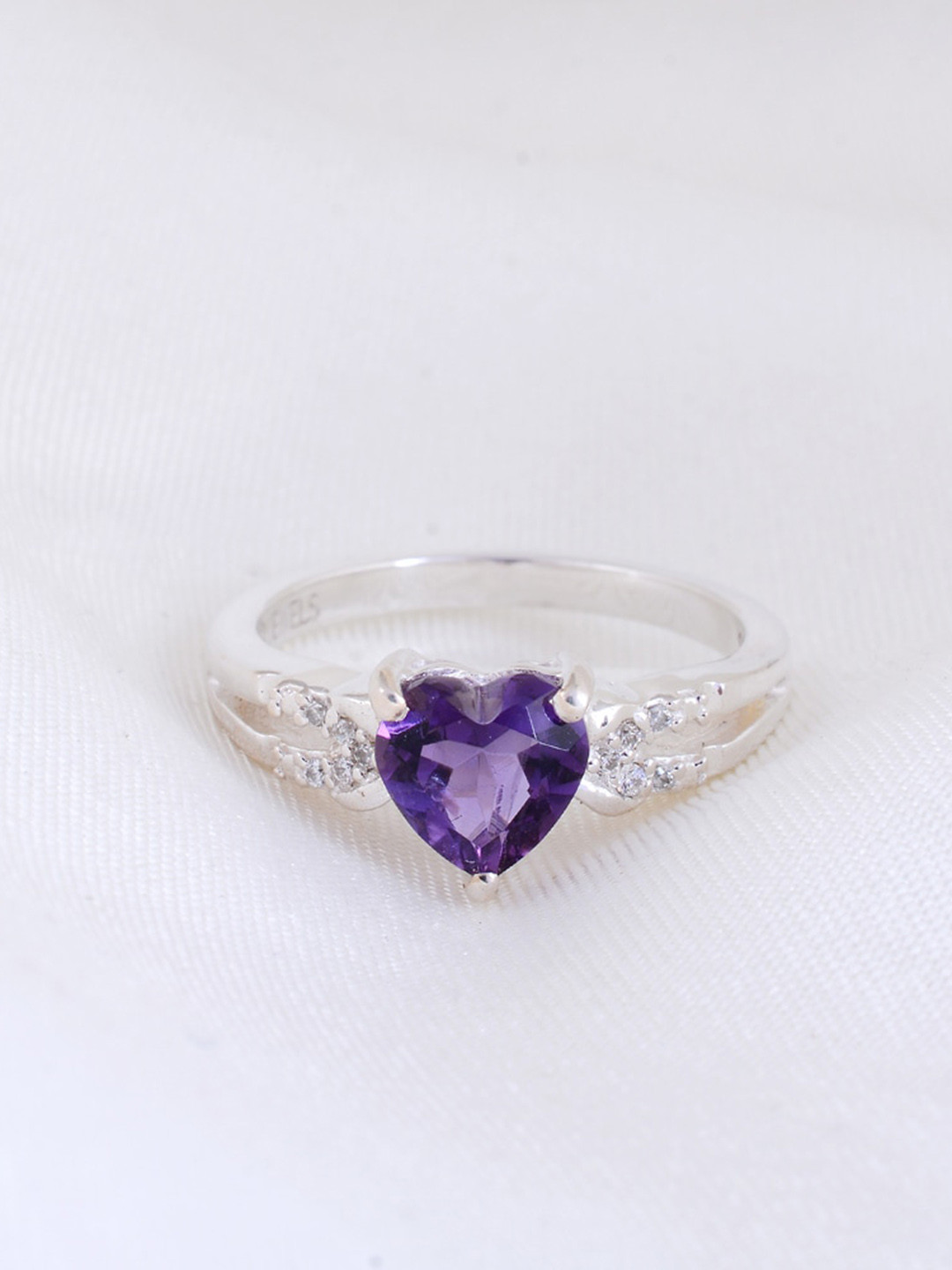 

HIFLYER JEWELS 925 Sterling Silver Amethyst Studded Finger Ring