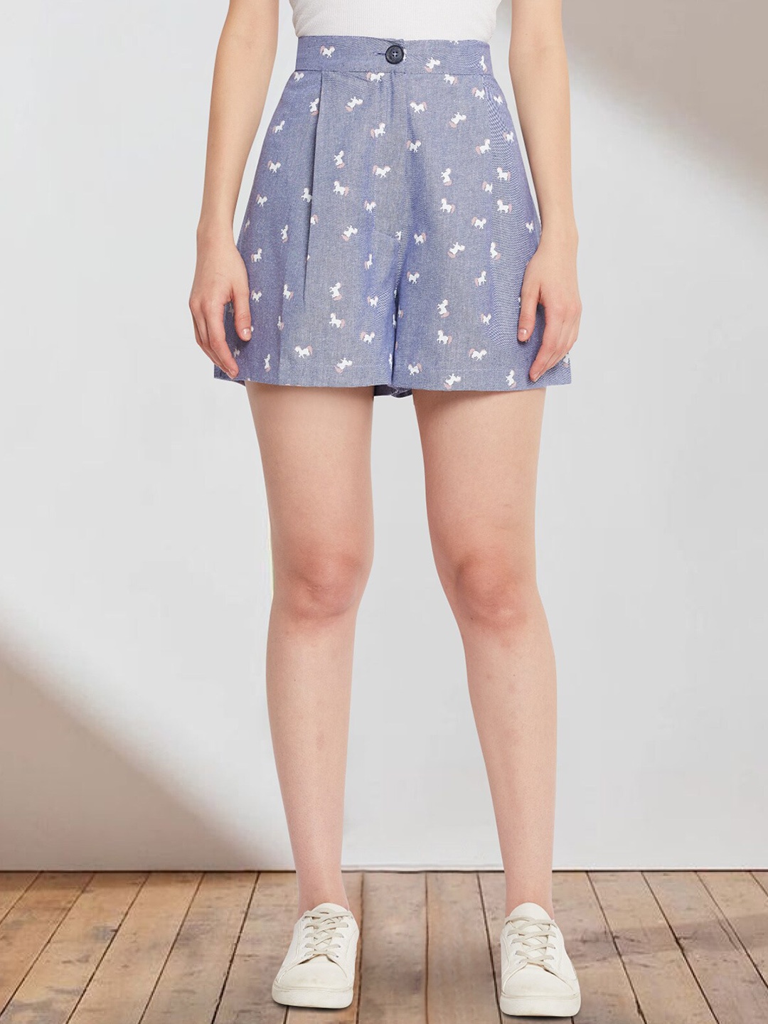 

Martini Women Floral Printed Cotton High-Rise Shorts, Blue