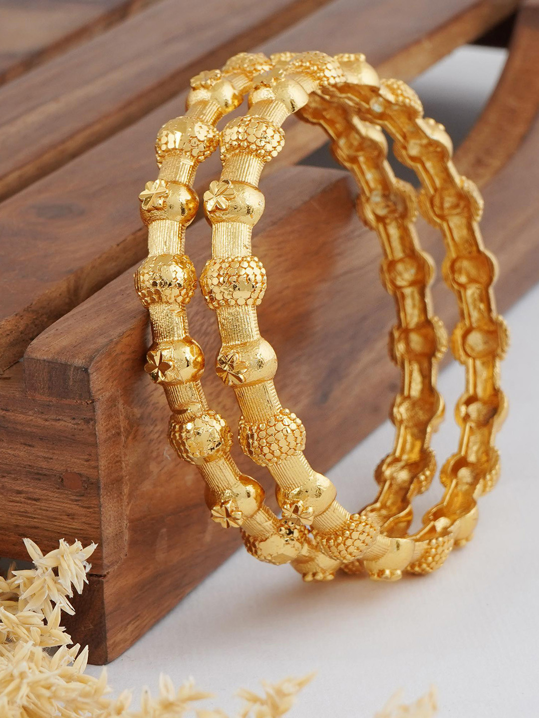

MANSIYAORANGE Set Of 2 Gold-Plated Bangles