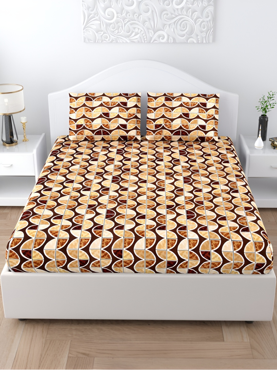 

JAIPUR FABRIC Beige & Maroon Floral Cotton 160 TC King Bedsheet with 2 Pillow Covers