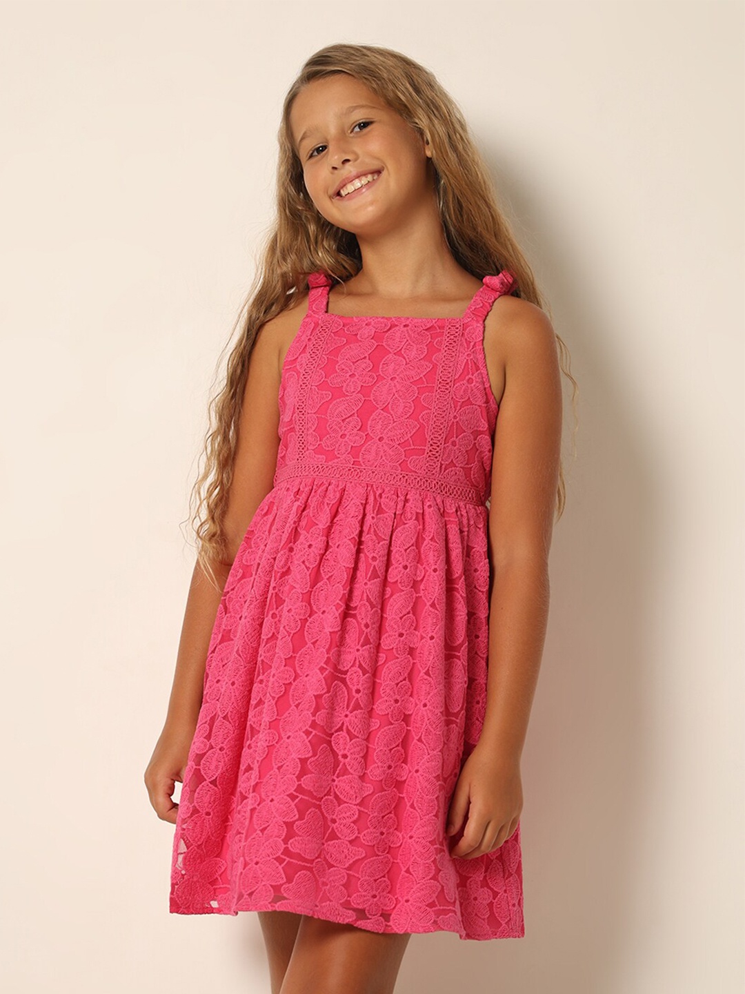 

Vero Moda Self Design Shoulder Strap Fit & Flare Dress, Pink