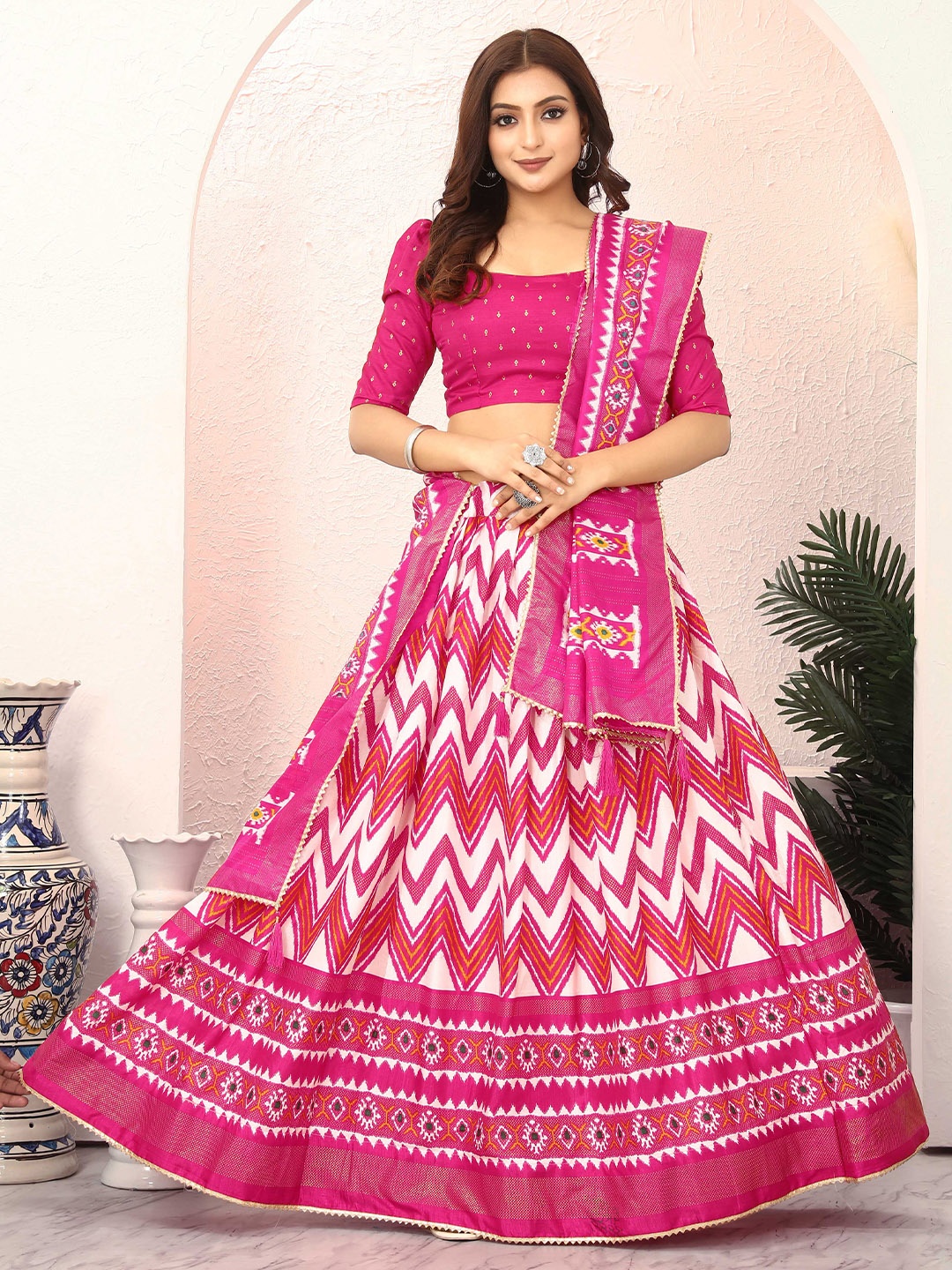 

PMD Fashion Printed Ready to Wear Lehenga & Choli With Dupatta, Pink