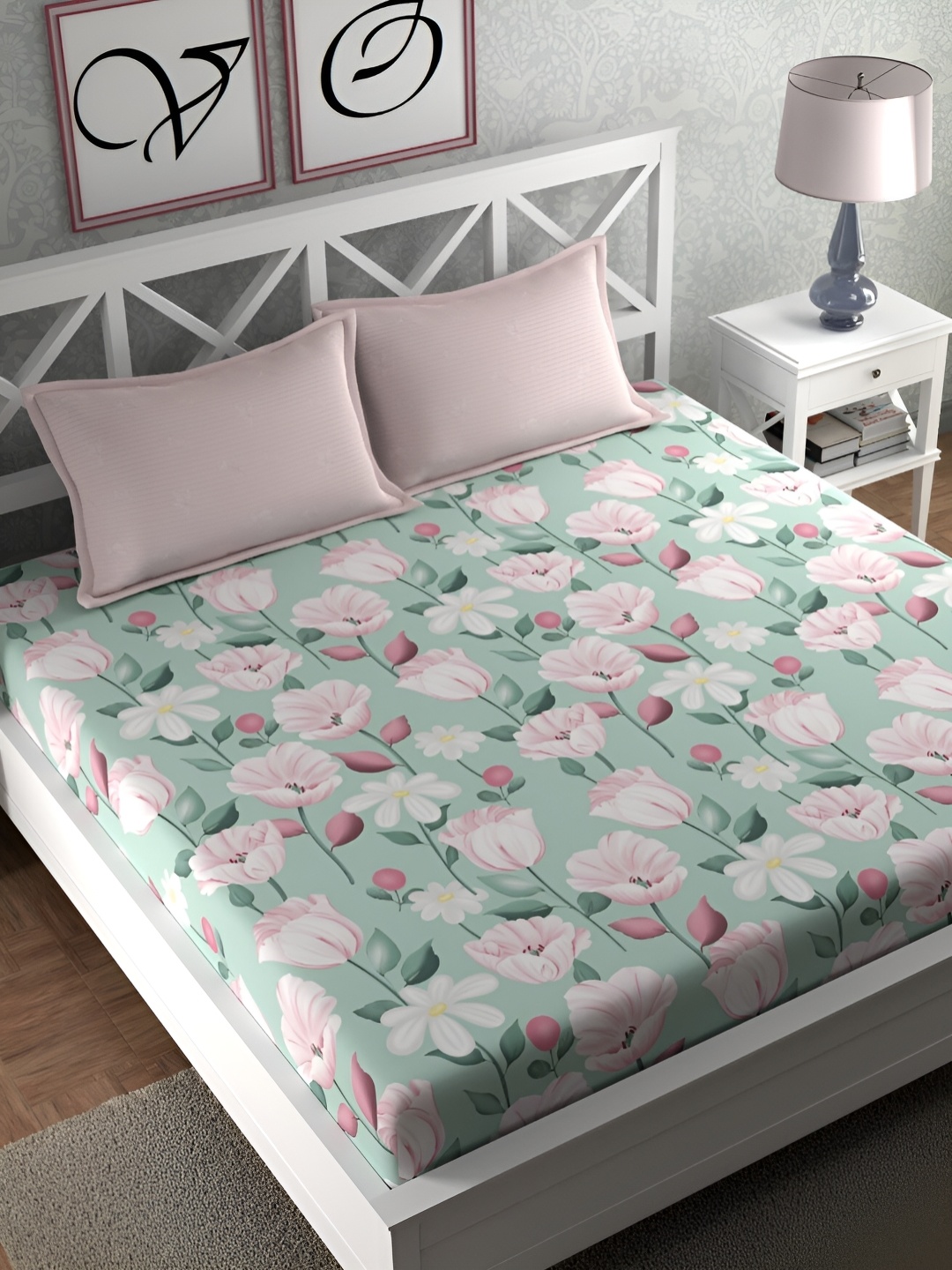 

CHHAVI INDIA Green & White Floral Microfiber 210 TC King Bedsheet with 2 Pillow Covers