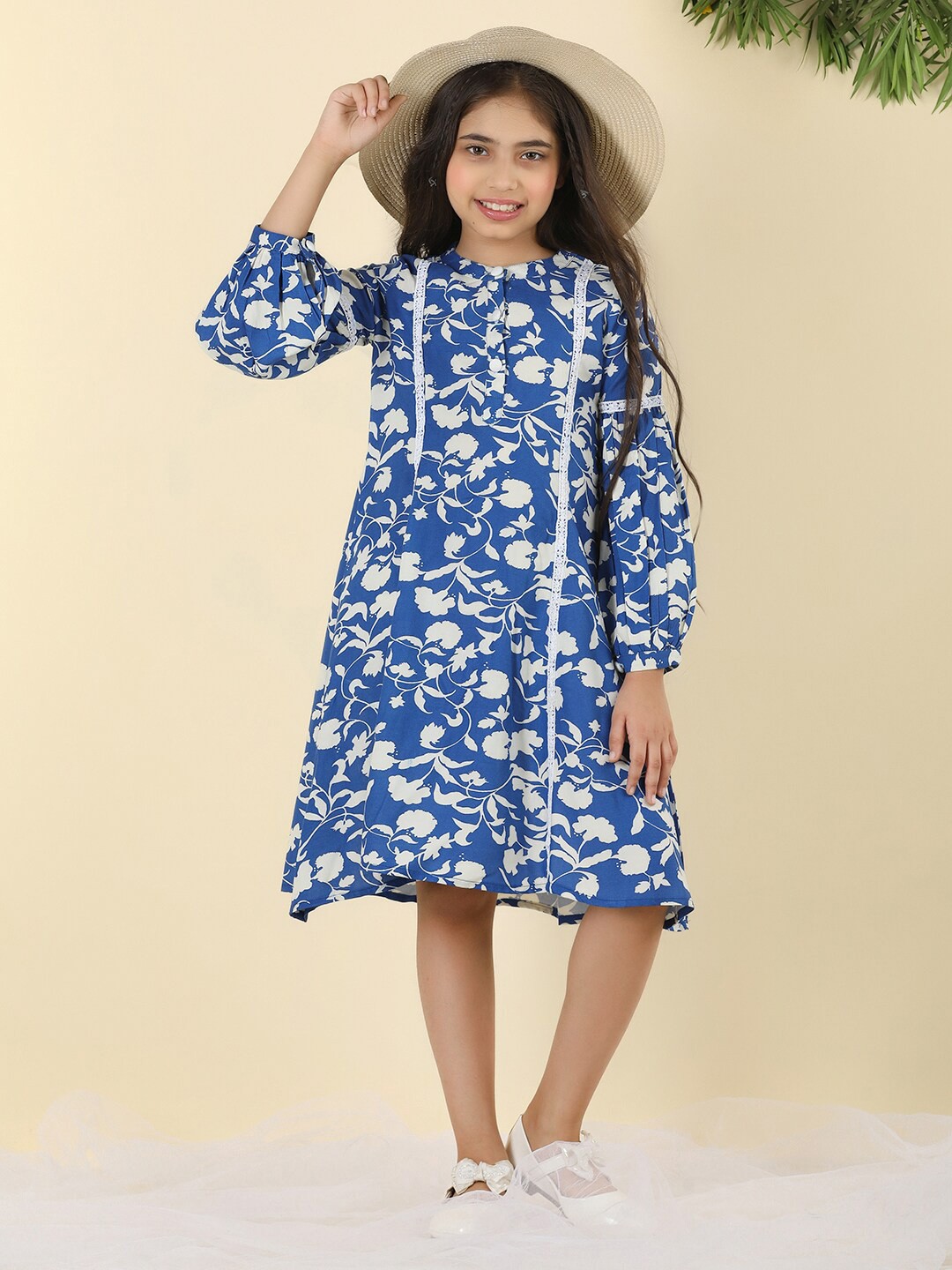 

Cutiekins Girls Floral Printed Mandarin Collar A-Line Dress, Blue