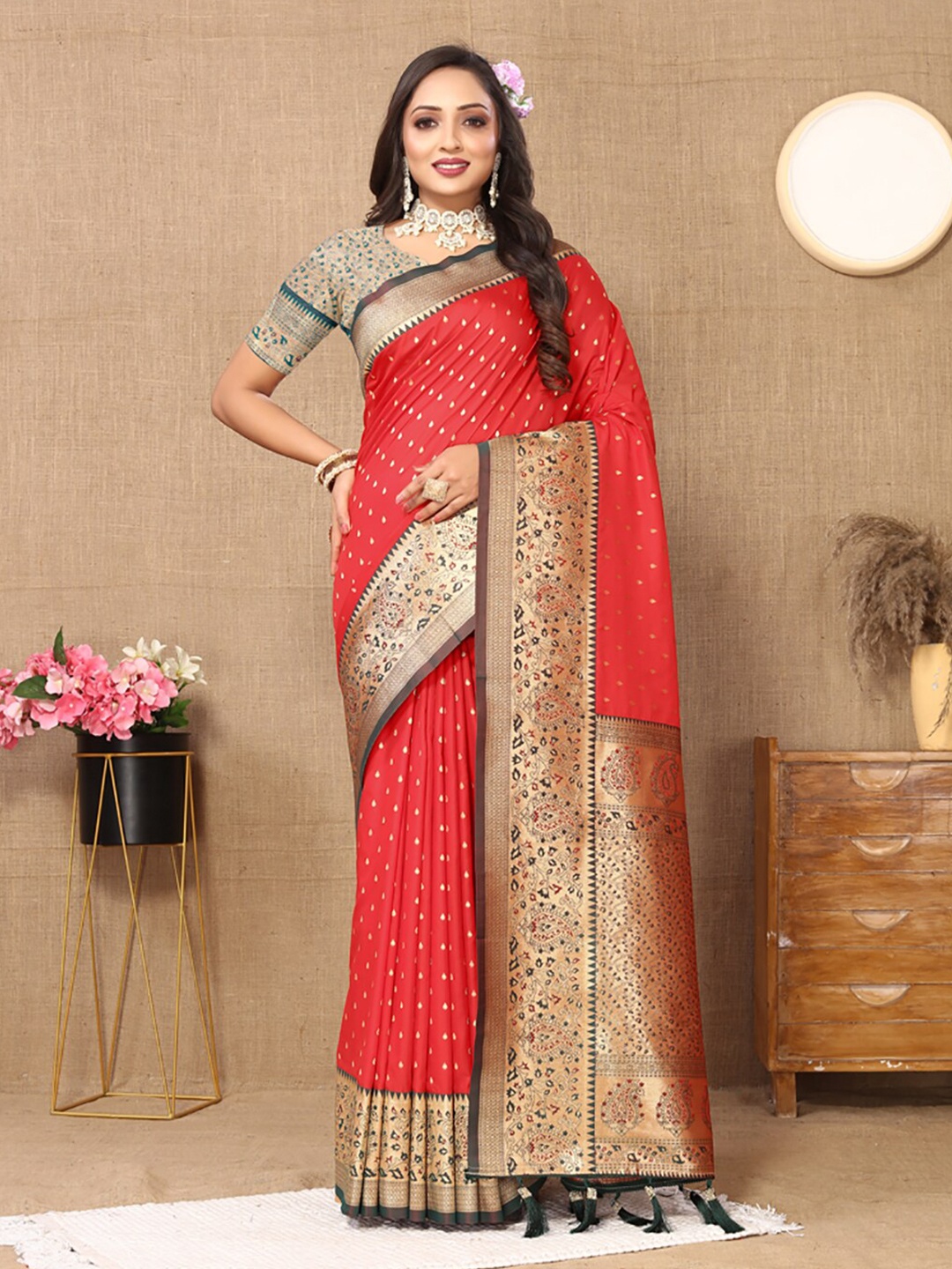 

KALINI Ethnic Woven Design Zari Art Silk Banarasi Saree, Red