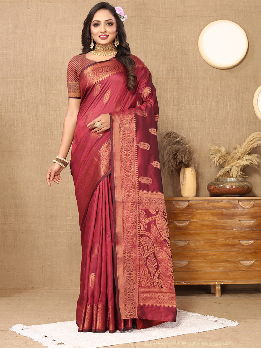 

KALINI Ethnic Woven Design Zari Art Silk Banarasi Saree, Maroon
