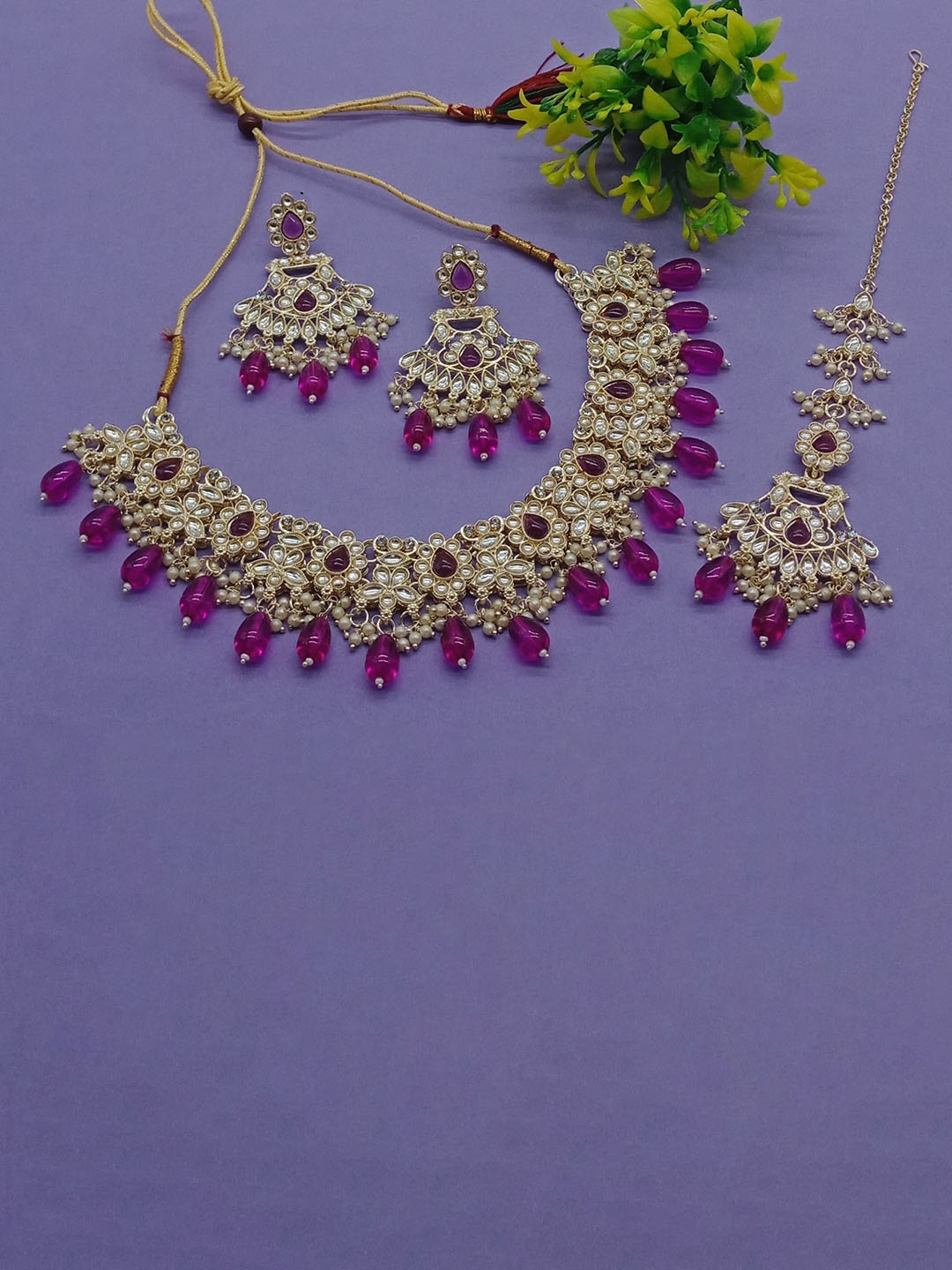

AASHISH IMITATION Gold-Plated Kundan Studded Jewellery Set, Purple