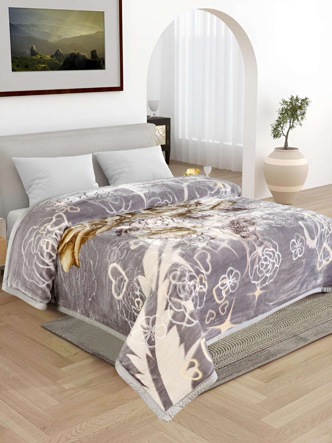 

Bezzilish Home Grey & Off White Floral Heavy Winter 600 GSM Double Bed Blanket