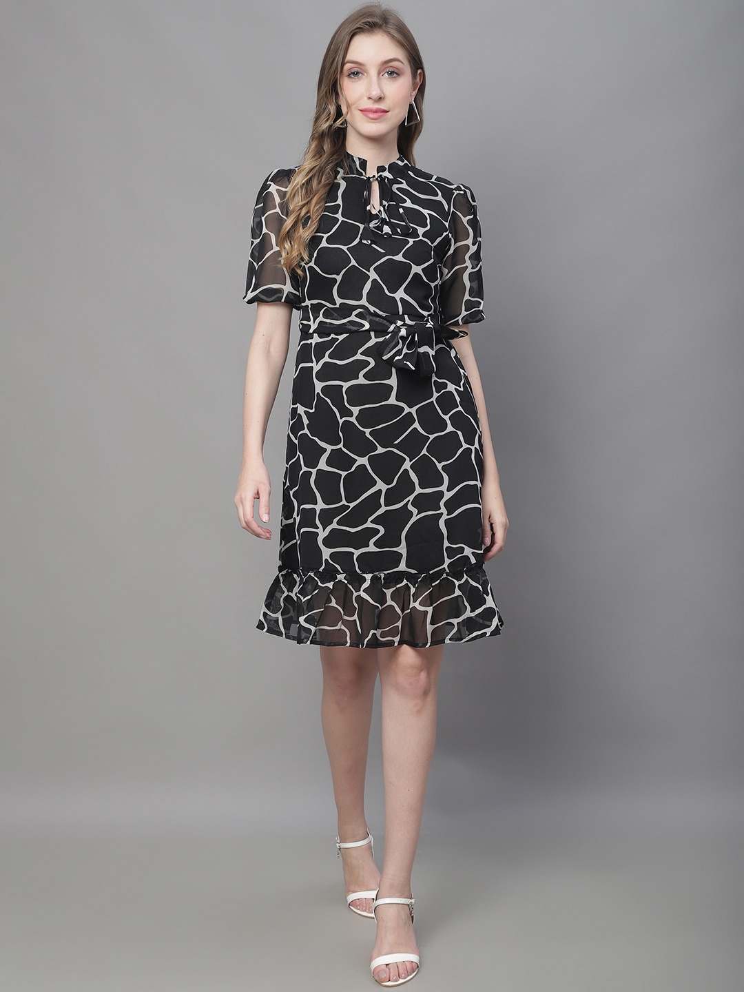 

MINI & MING Print Short Sleeves Keyhole Neck Georgette A-Line Dress, Black