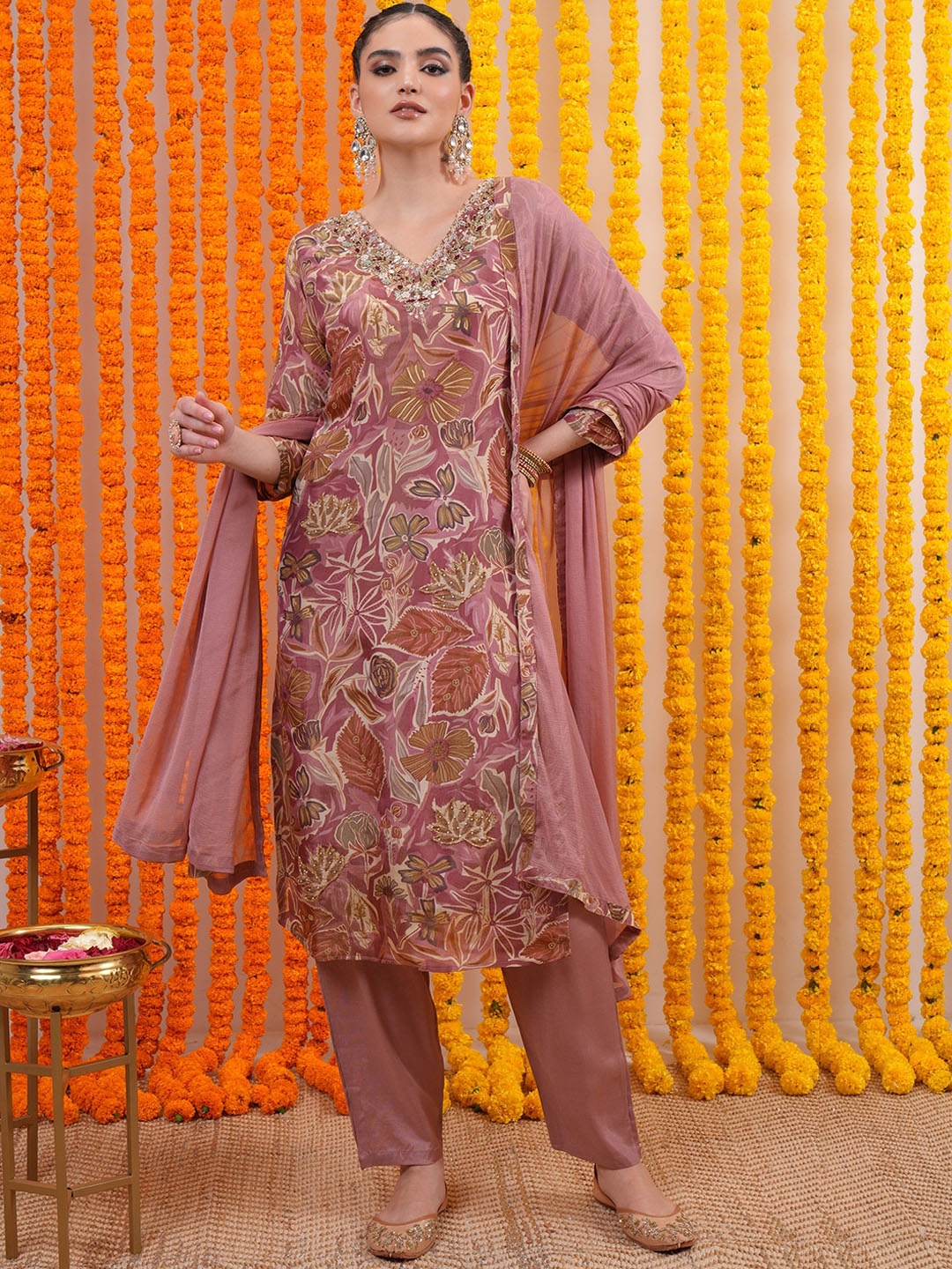 

Vishudh Floral Printed Regular Beads and Stones Kurta with Trousers & With Dupatta, Rose