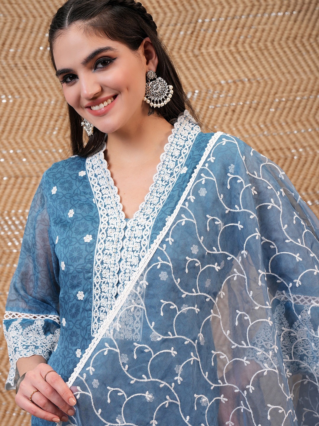 

Vishudh Ethnic Motifs Embroidered Regular Thread Work Kurta with Trousers & With Dupatta, Blue