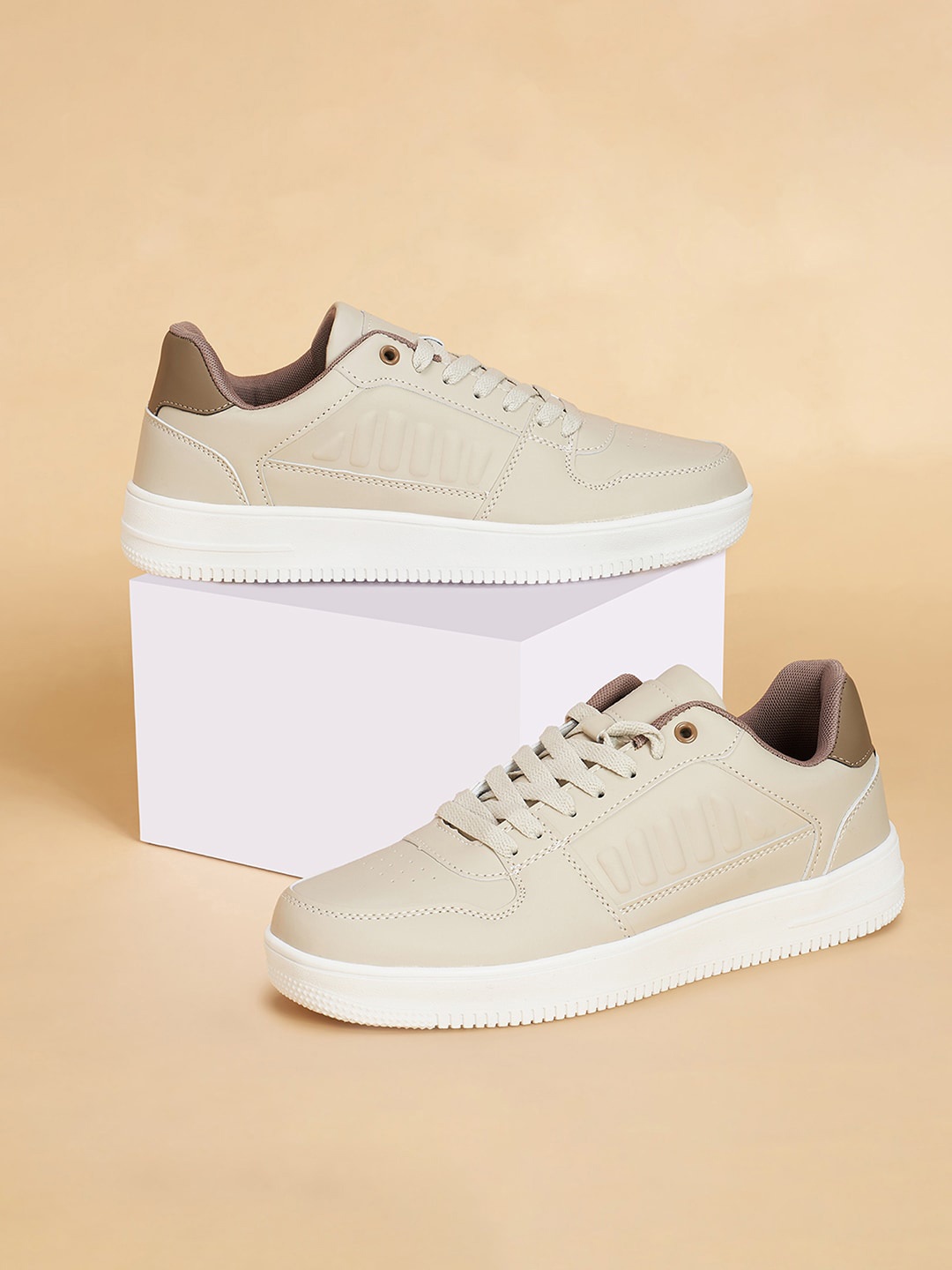 

Ajile by Pantaloons Men Textured Sneakers, Off white