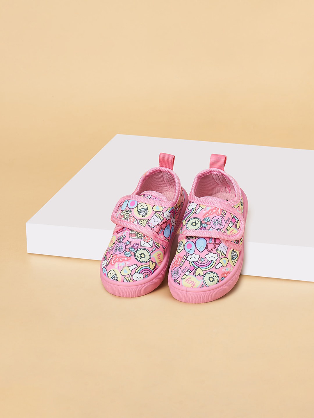 

Pantaloons Baby Girls Printed Slip-On Sneakers, Pink