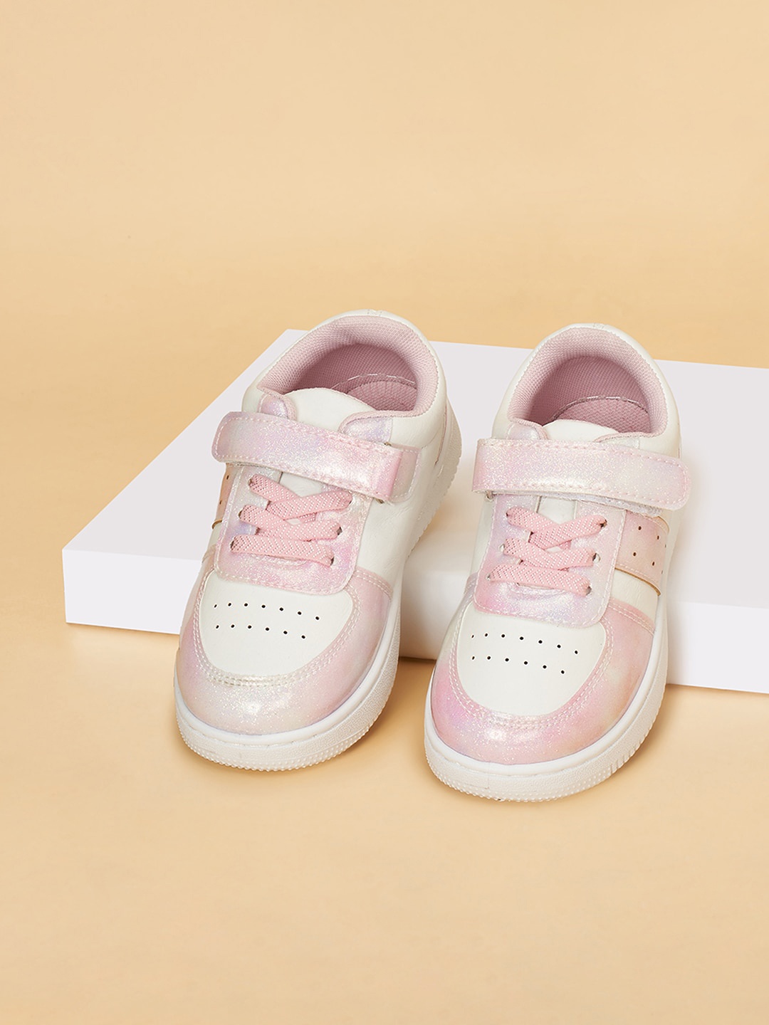 Pantaloons Junior Girls Perforations Sneakers, Pink