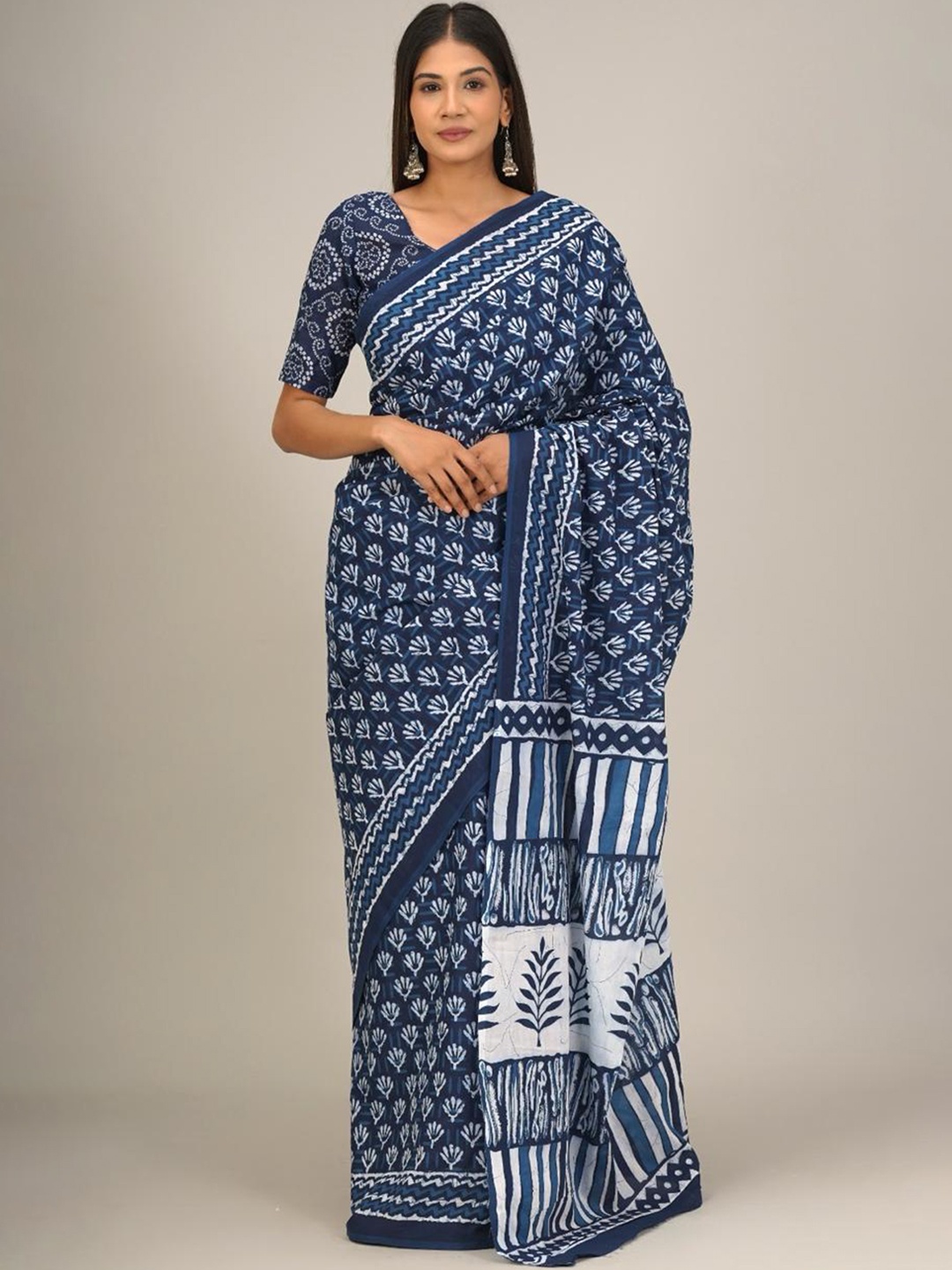 

JALTHER Ethnic Motifs Printed Pure Cotton Block Print Saree, Blue