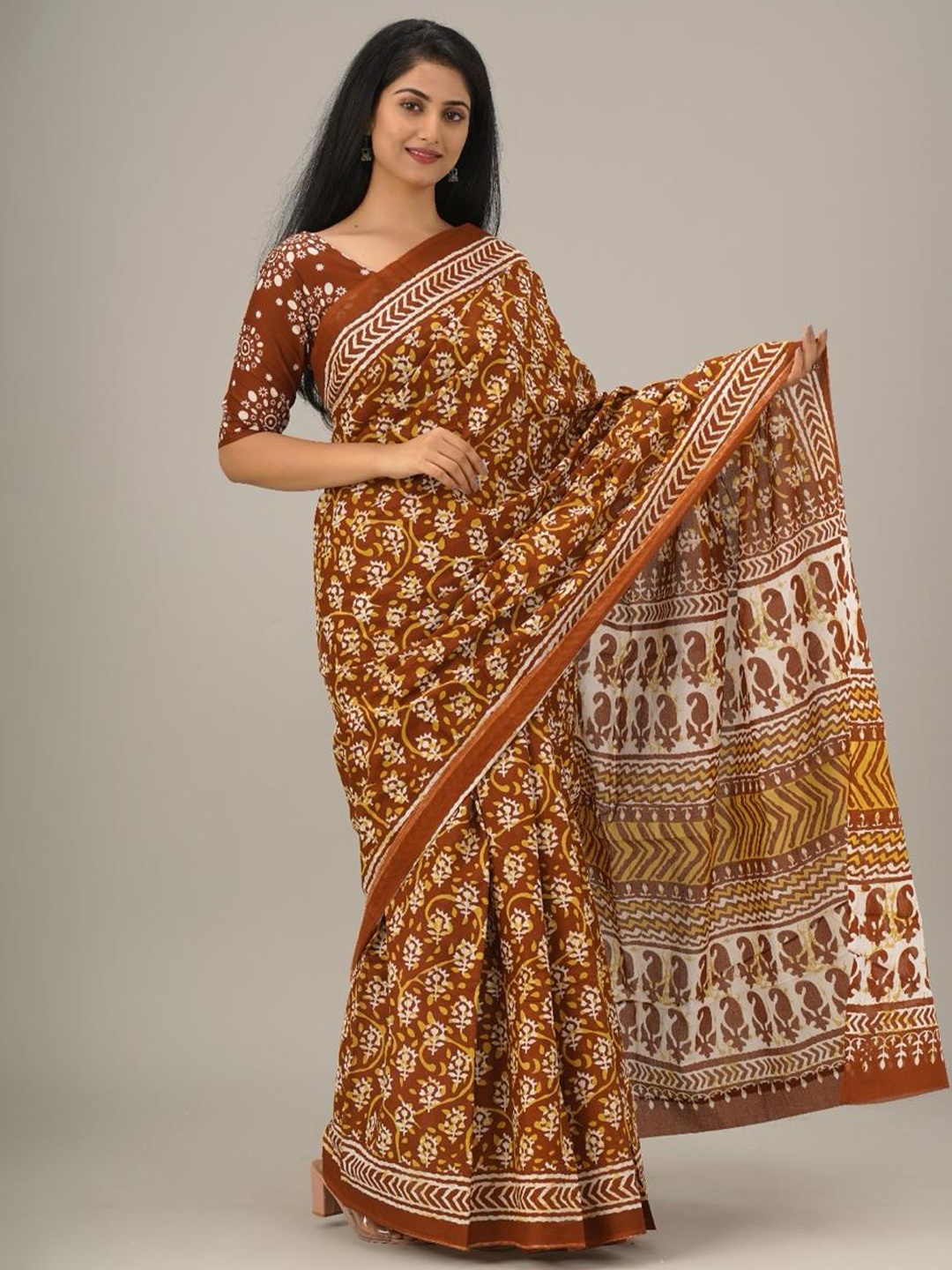 

JALTHER Ethnic Motifs Printed Mulmul Cotton Block Print Saree, Mustard