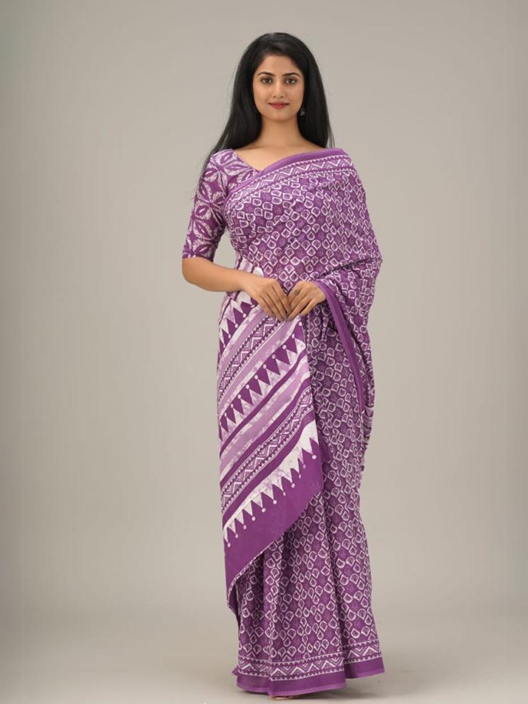 

KIAARON Printed Pure Cotton Saree, Purple