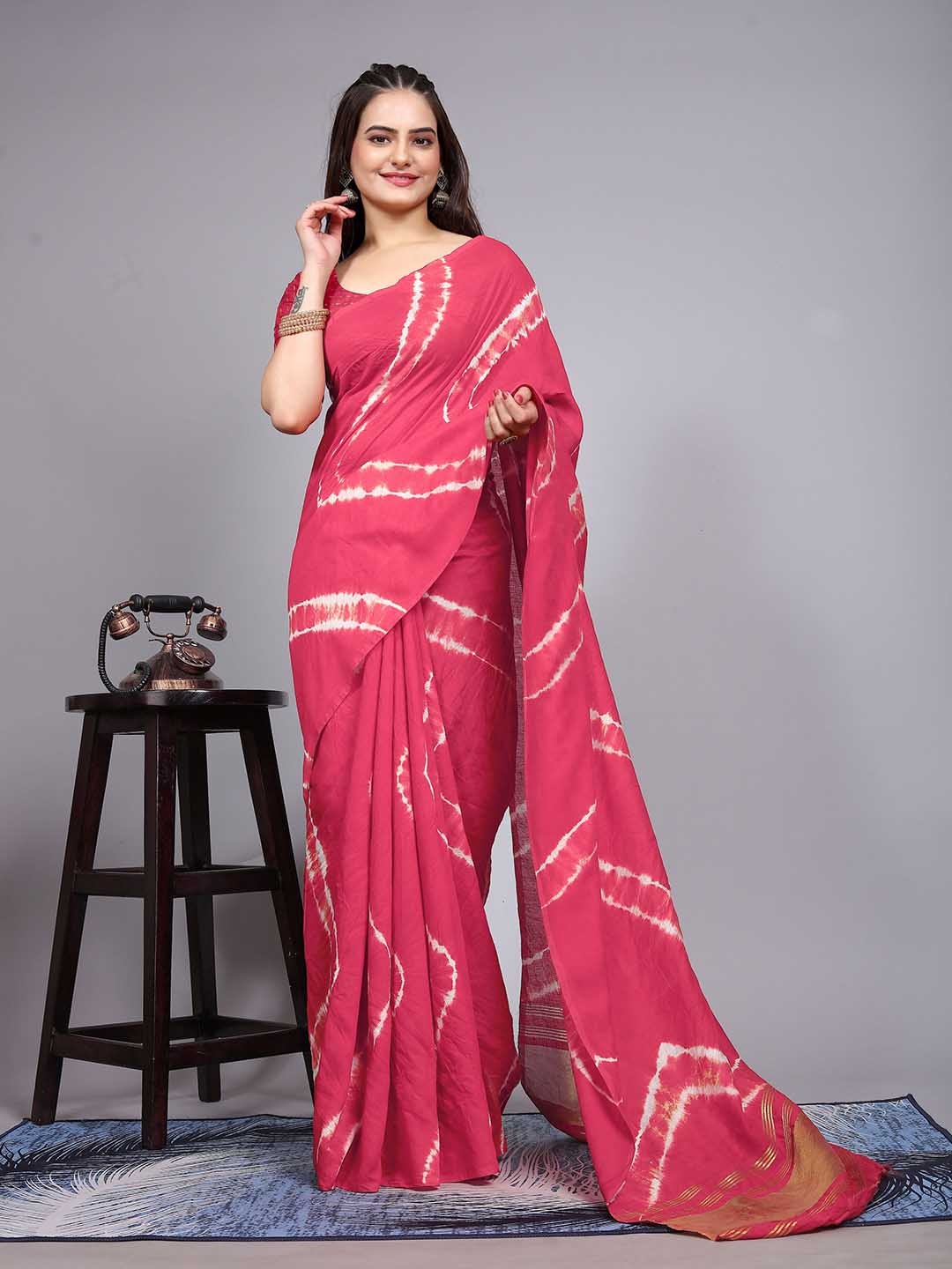 

KALINI Leheriya Printed Sarees, Pink