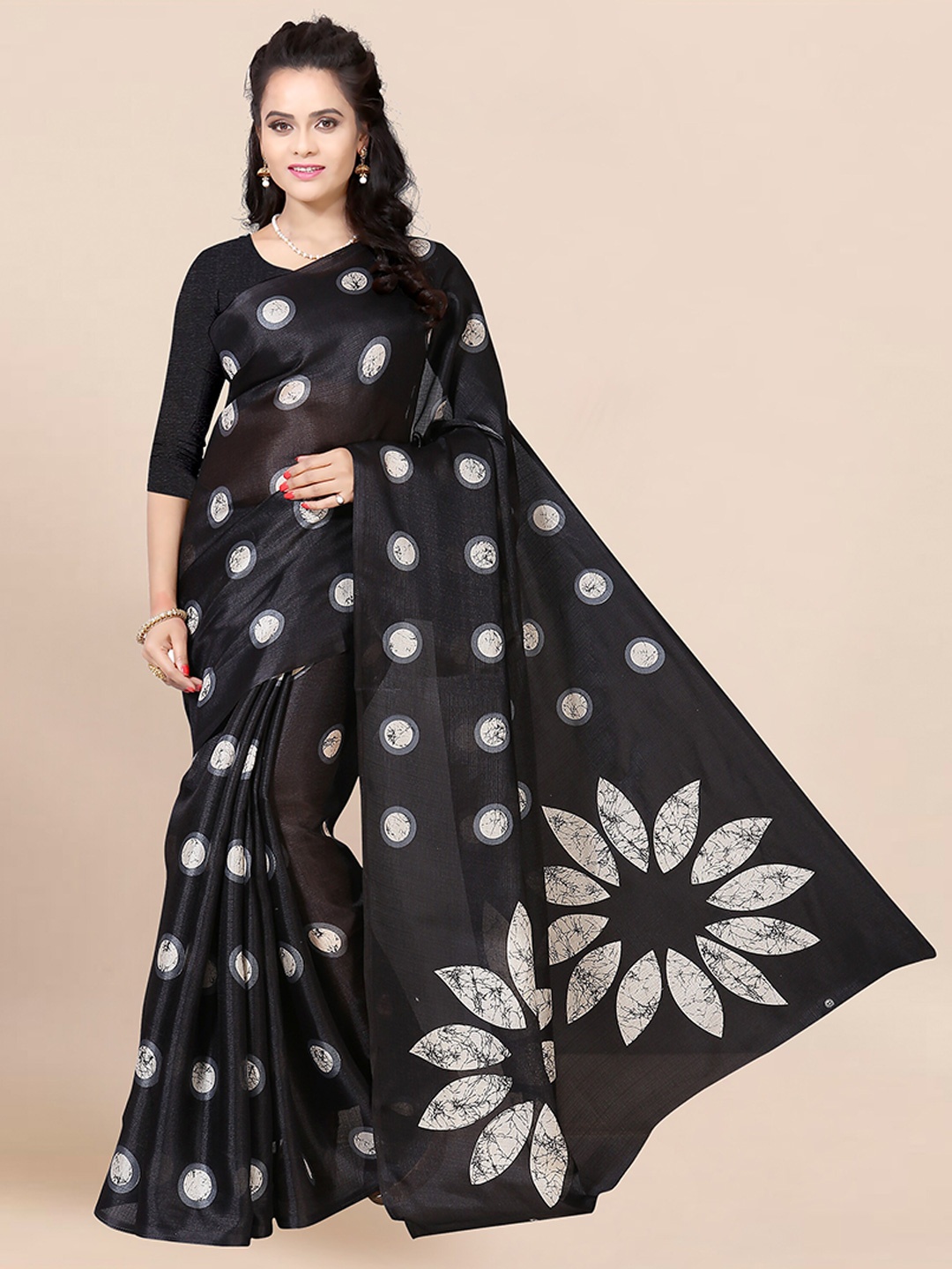 

RUNAYA NX Floral Pure Cotton Block Print Saree, Black