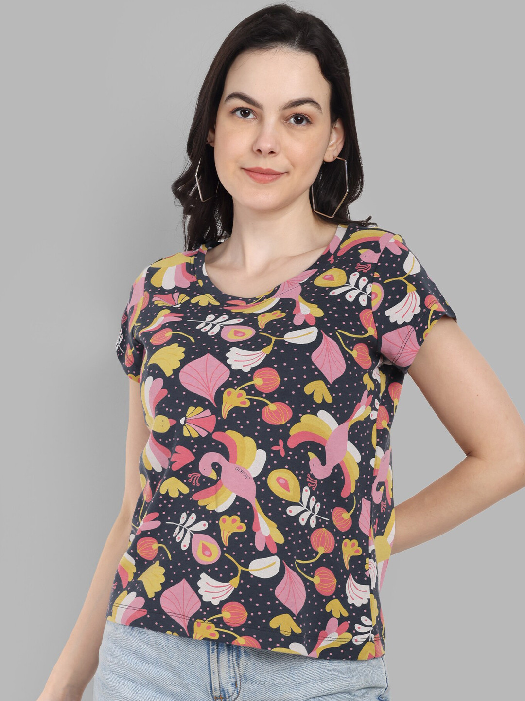 

HEYLAY Floral Printed Cotton T-shirt, Black