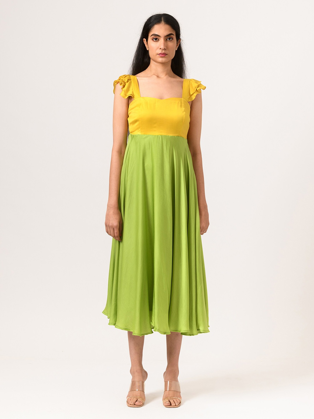 

Neora Colorblocked Sweetheart Neck Fit & Flare Midi Dress, Yellow