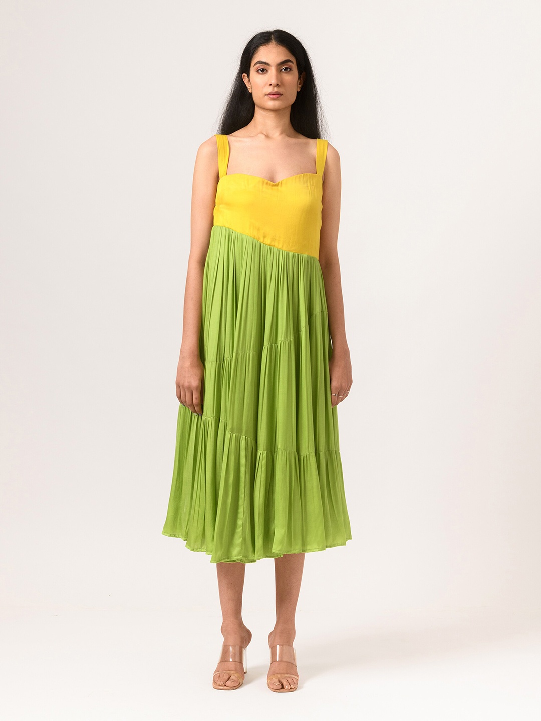 

Neora Colourblocked Gathered Midi A-Line Dress, Green