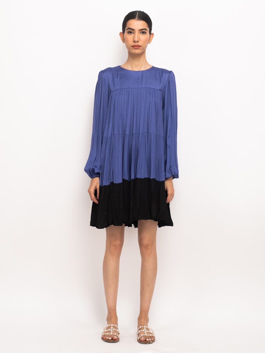 

Neora Colourblocked Puff Sleeves A-Line Dress, Blue