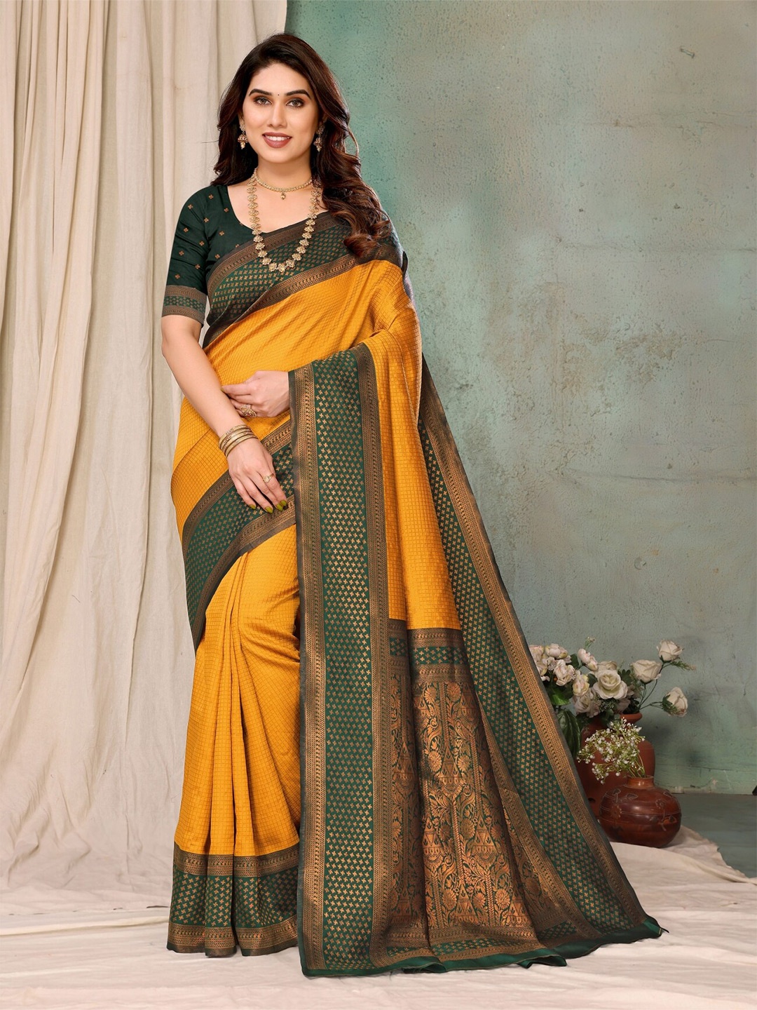 

vj fashion Checked Zari Gadwal Saree, Yellow