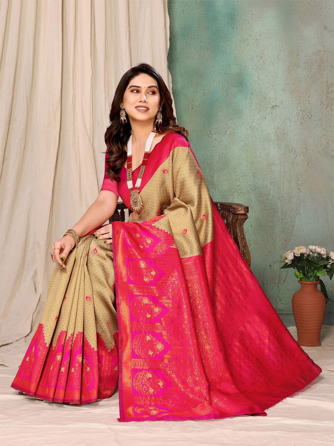 

vj fashion Ethnic Motifs Woven Design Zari Banarasi Saree, Pink