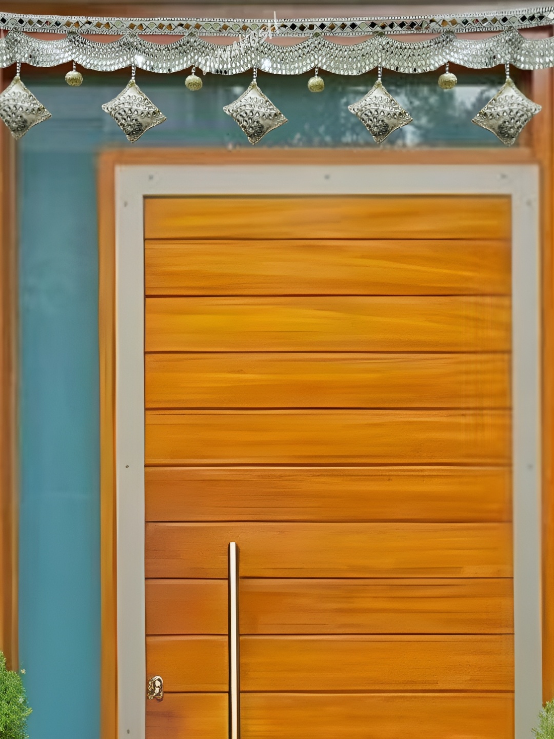 

Divyakosh Toran With Two Side Hanging Bandarwal, Silver