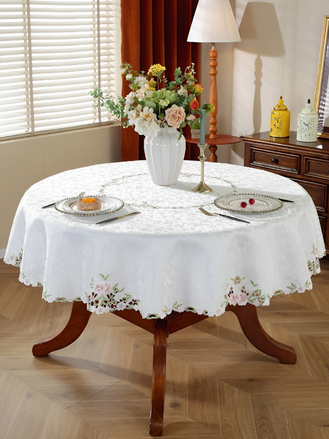 

TANLOOMS White & Pink Floral Embroidered Round Table Cover