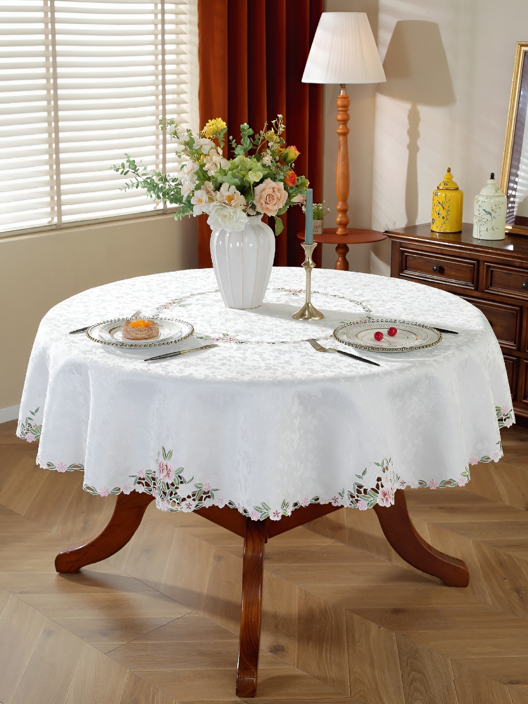 

TANLOOMS White & Pink Floral Embroidered Round Table Cover
