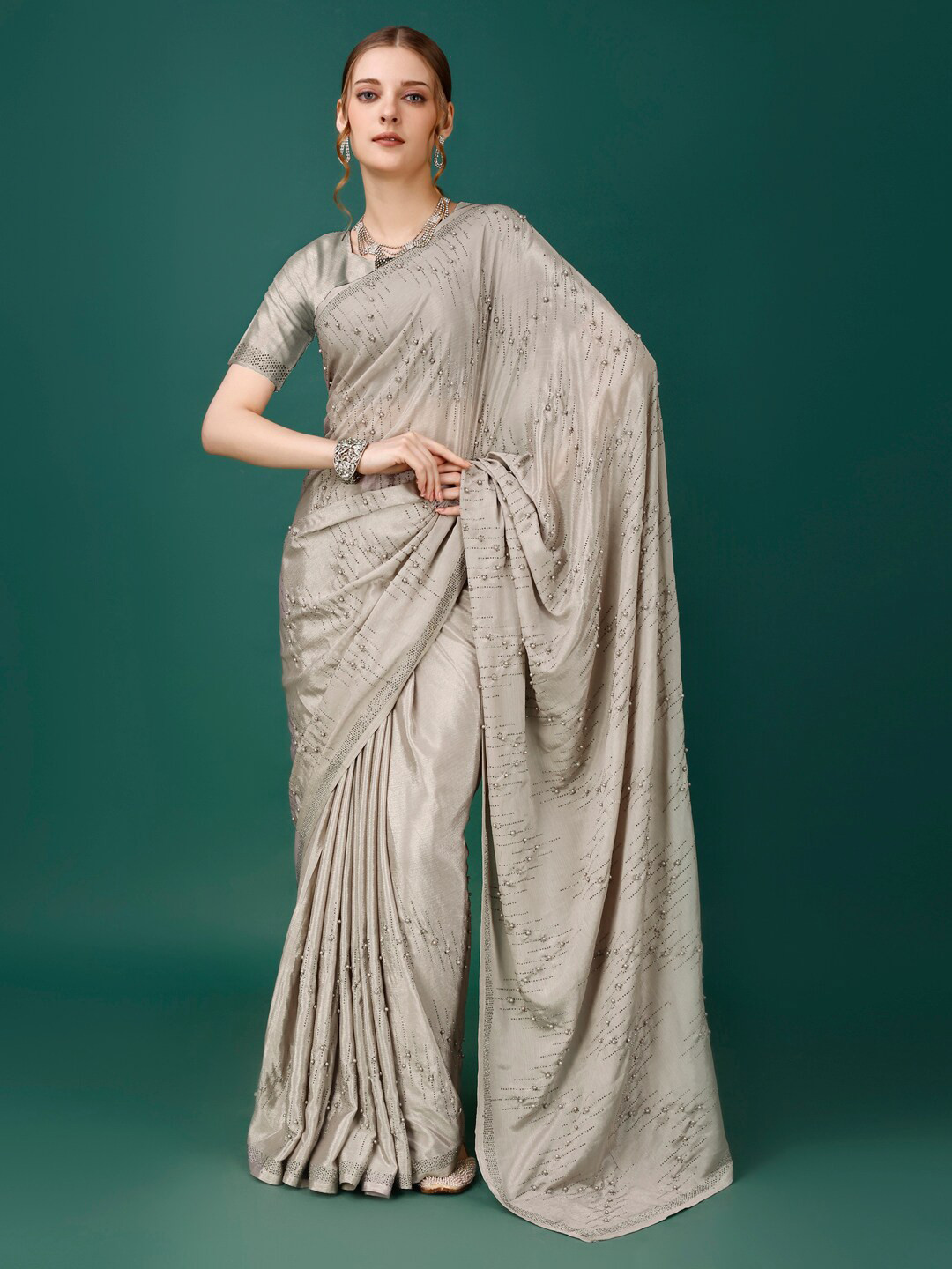 

Modestouze Attires Geometric Embellished Beads and Stones Saree, Grey