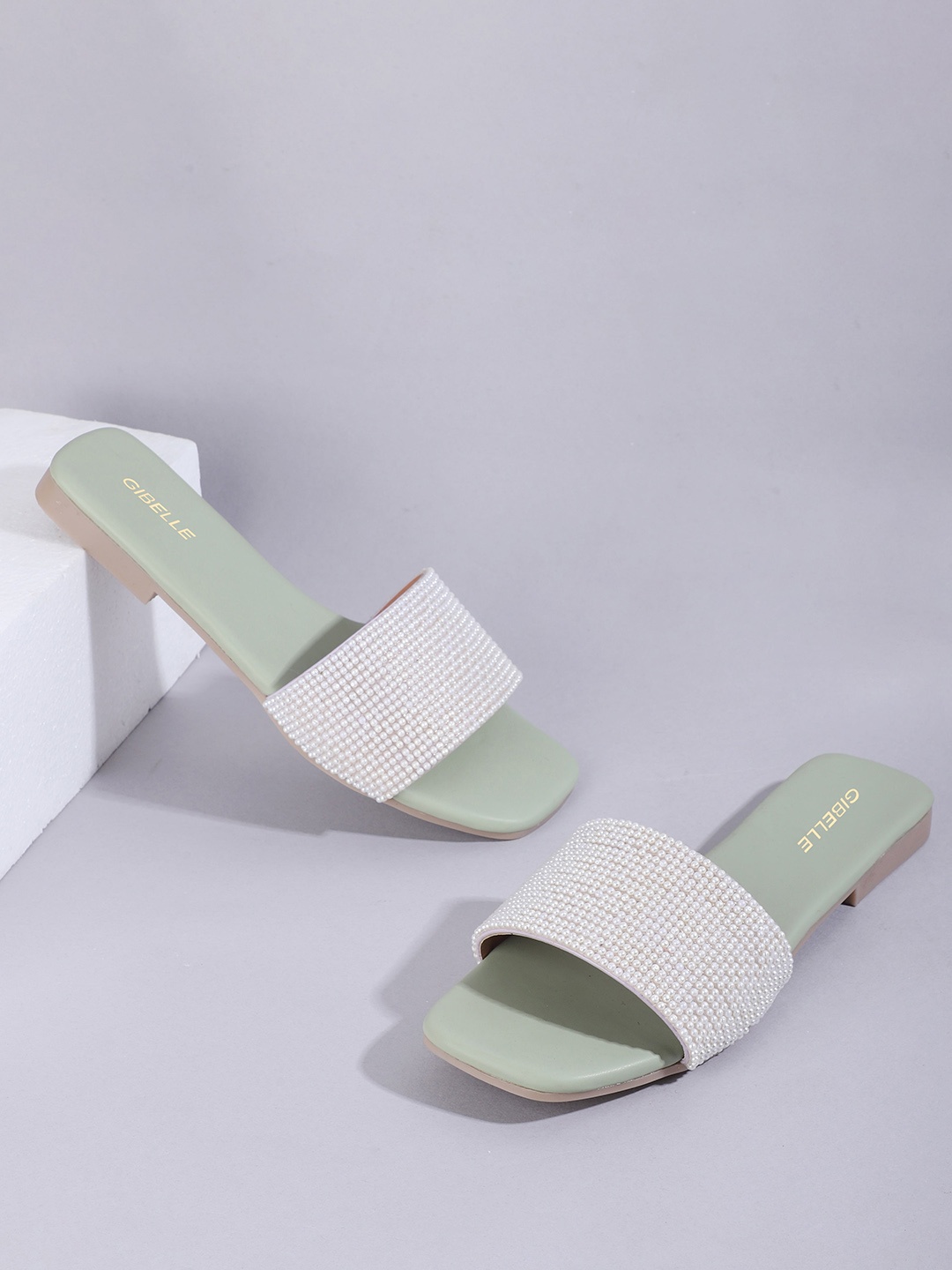 

Gibelle Embellished One Toe Flats, Green