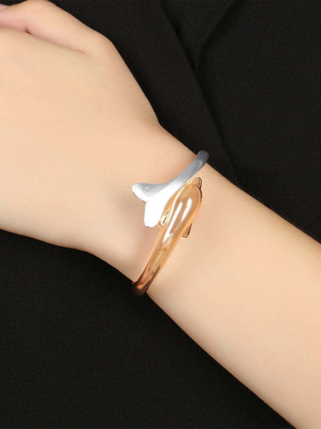 

Adwitiya Collection Women Rose Gold-Plated Wraparound Bracelet