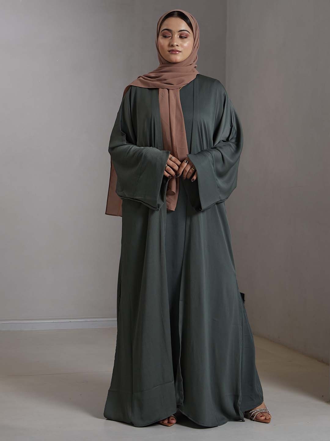 

Modest Essentials Relaxed Fit Abaya With Inner, Green