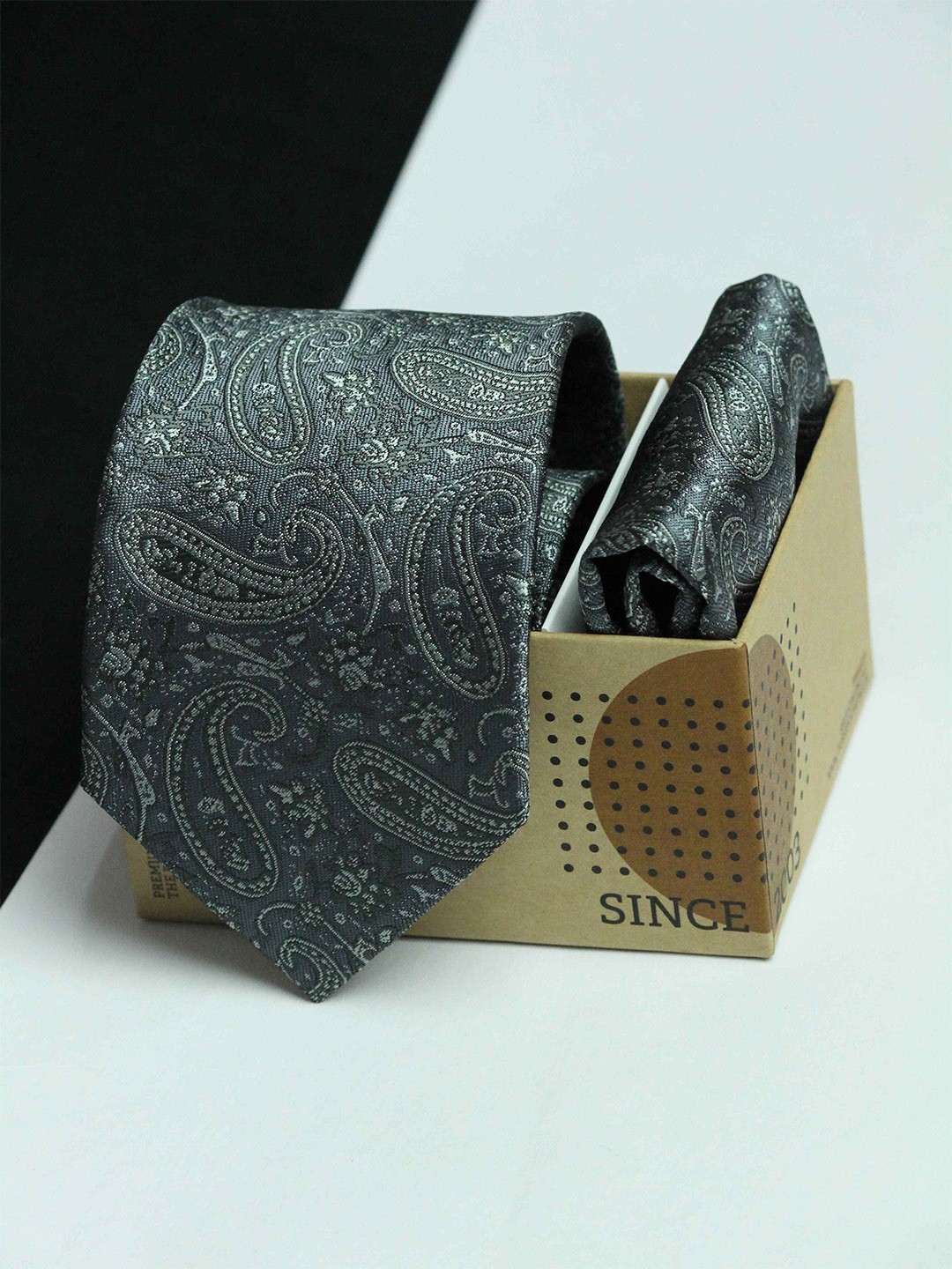 

Tossido Men Accessory Gift Set, Grey