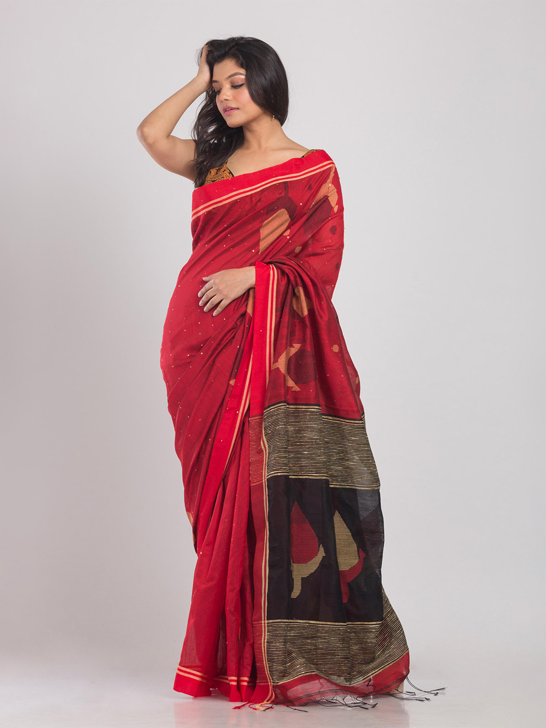 

Angoshobha Woven Design Silk Cotton Jamdani Saree, Red