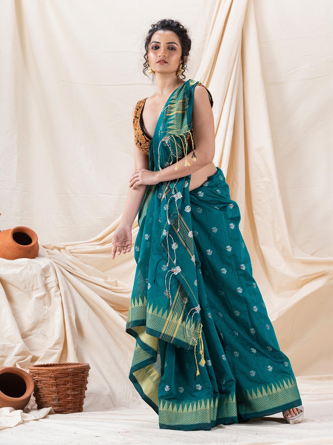 

Angoshobha Floral Woven Design Saree, Teal