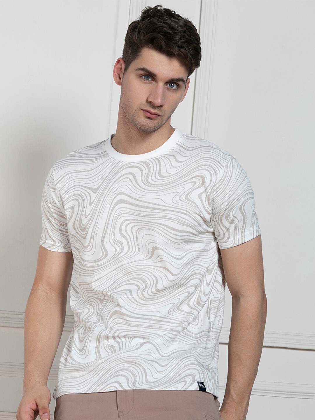 

Dennis Lingo Abstract Printed Cotton T-shirt, Off white