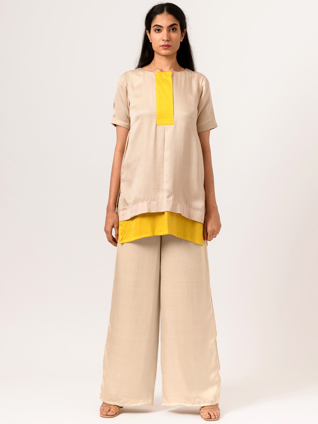 

Neora Colorblocked Top With Wide Leg Pant, Beige