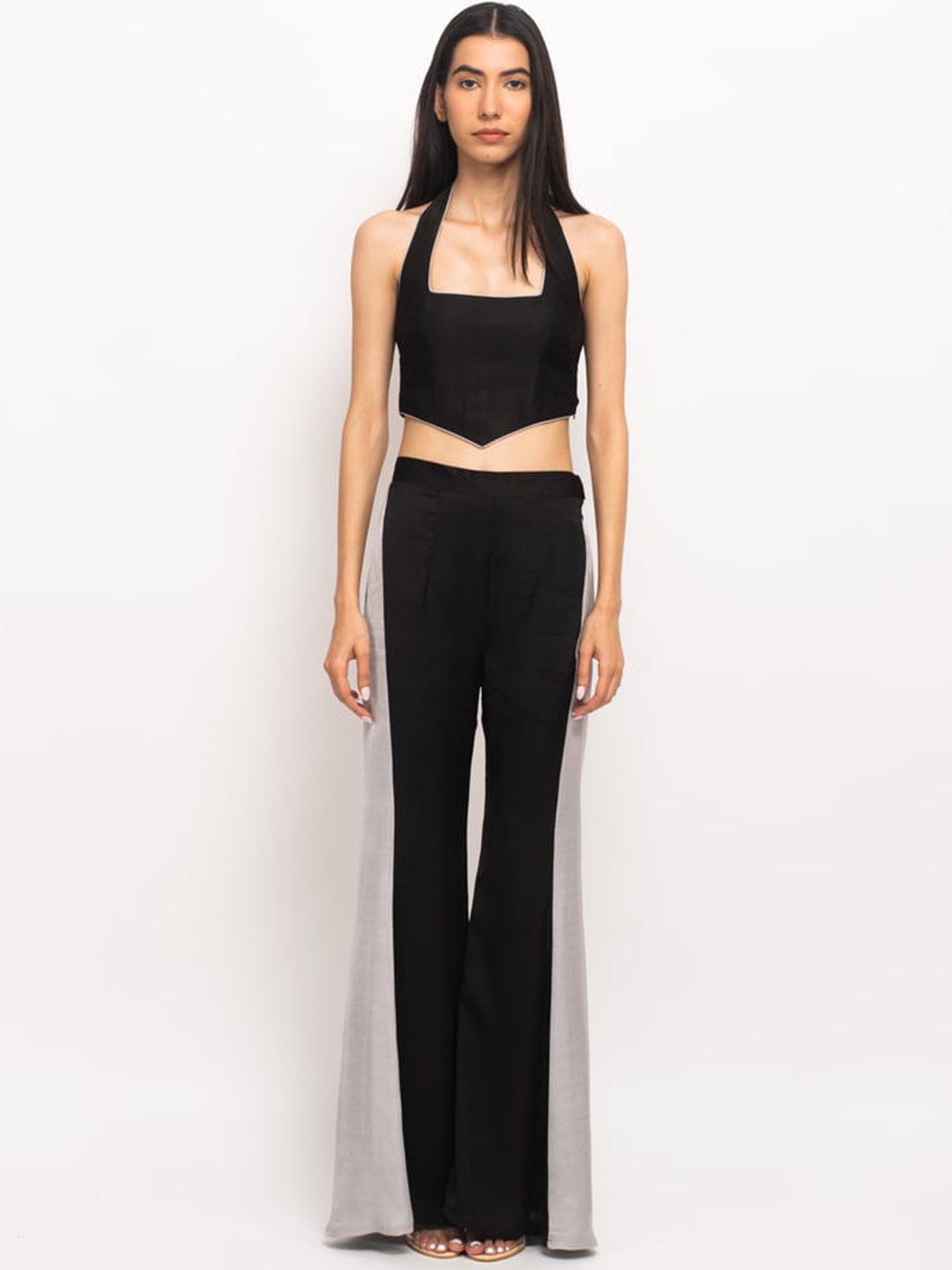 

Neora Halter Neck Sleeveless Crop Top With Palazzos Co-Ords, Black