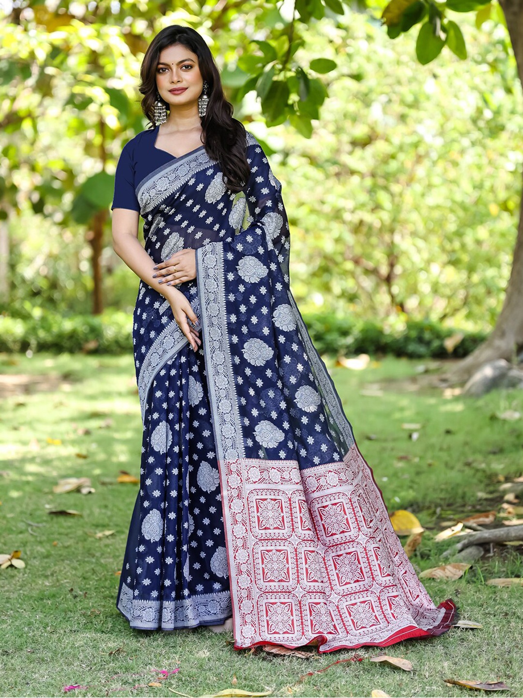 

trihut Ethnic Motifs Woven Design Zari Banarasi Saree, Blue