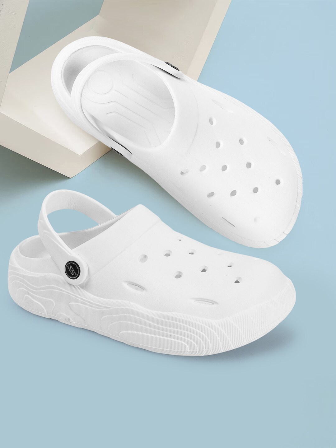 

The Roadster Lifestyle Co. Women White Self Design Clogs