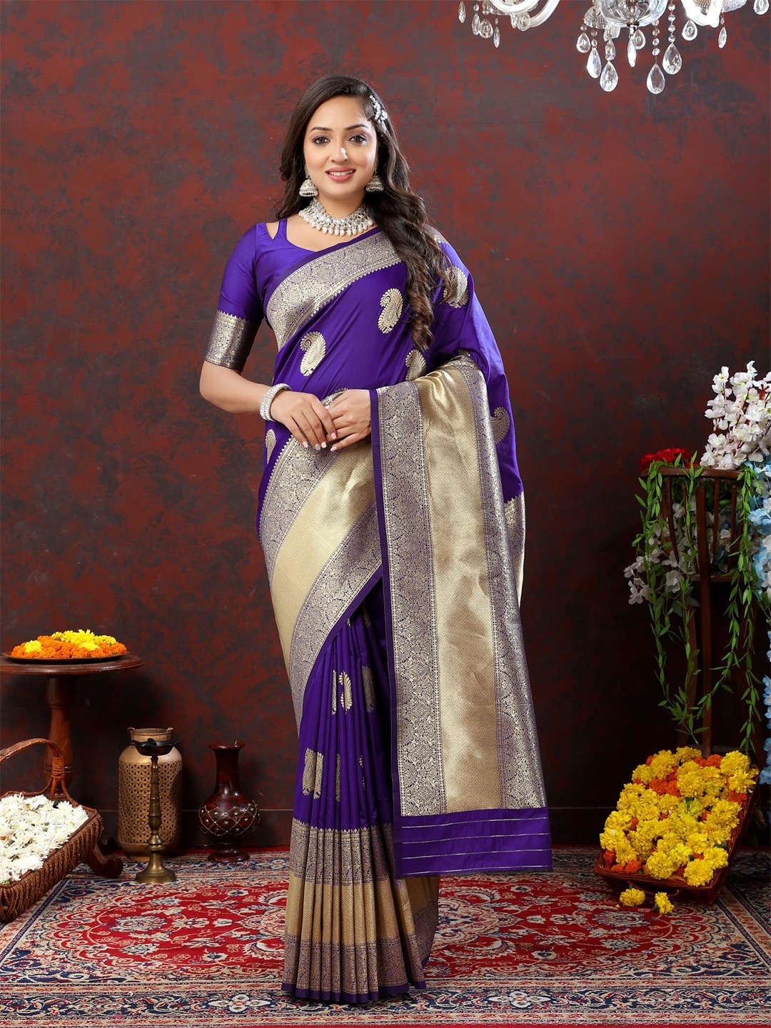 

PATIALAPICKS Woven Design Zari Pure Silk Paithani Saree, Purple
