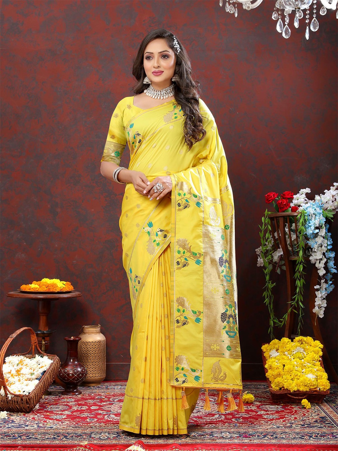

PATIALAPICKS Woven Design Zari Pure Silk Paithani Saree with Tassels, Yellow